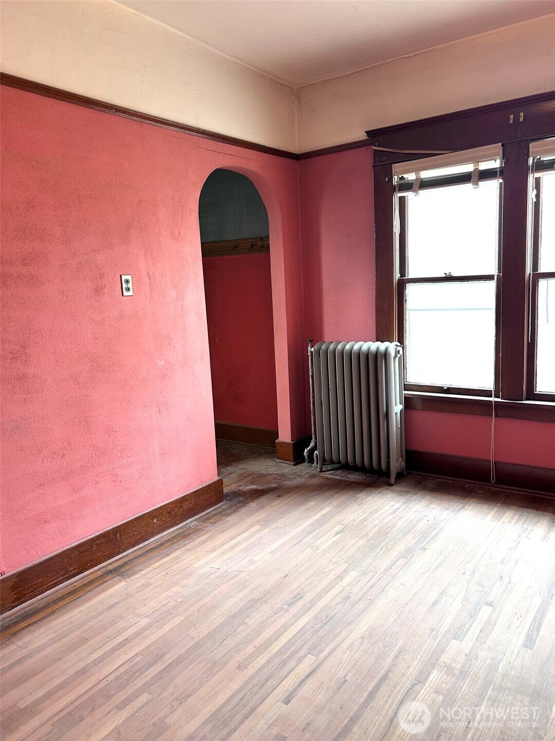 12 E 4th Avenue Property Photo 17
