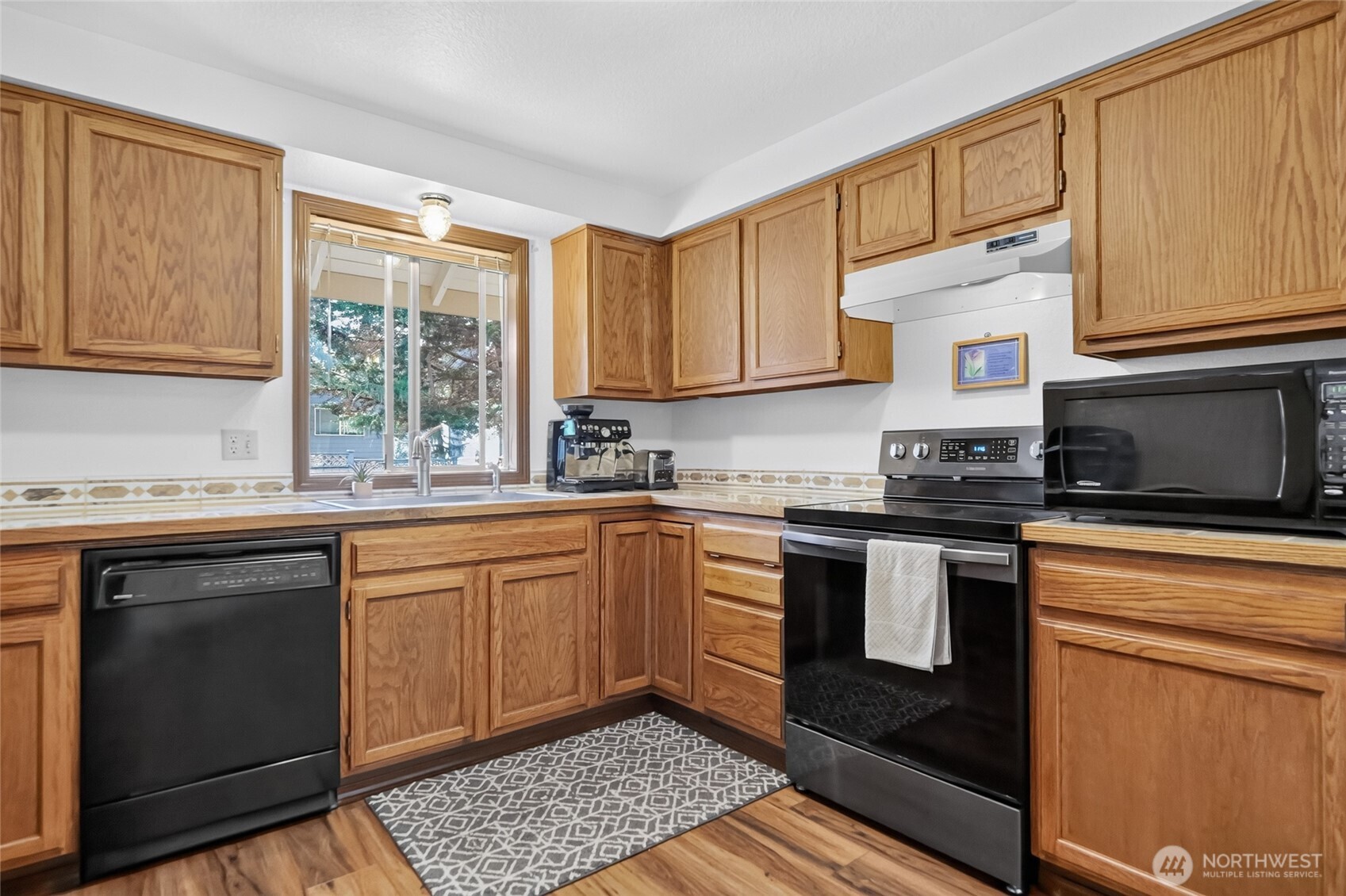 219 S 316th Place Property Photo 14