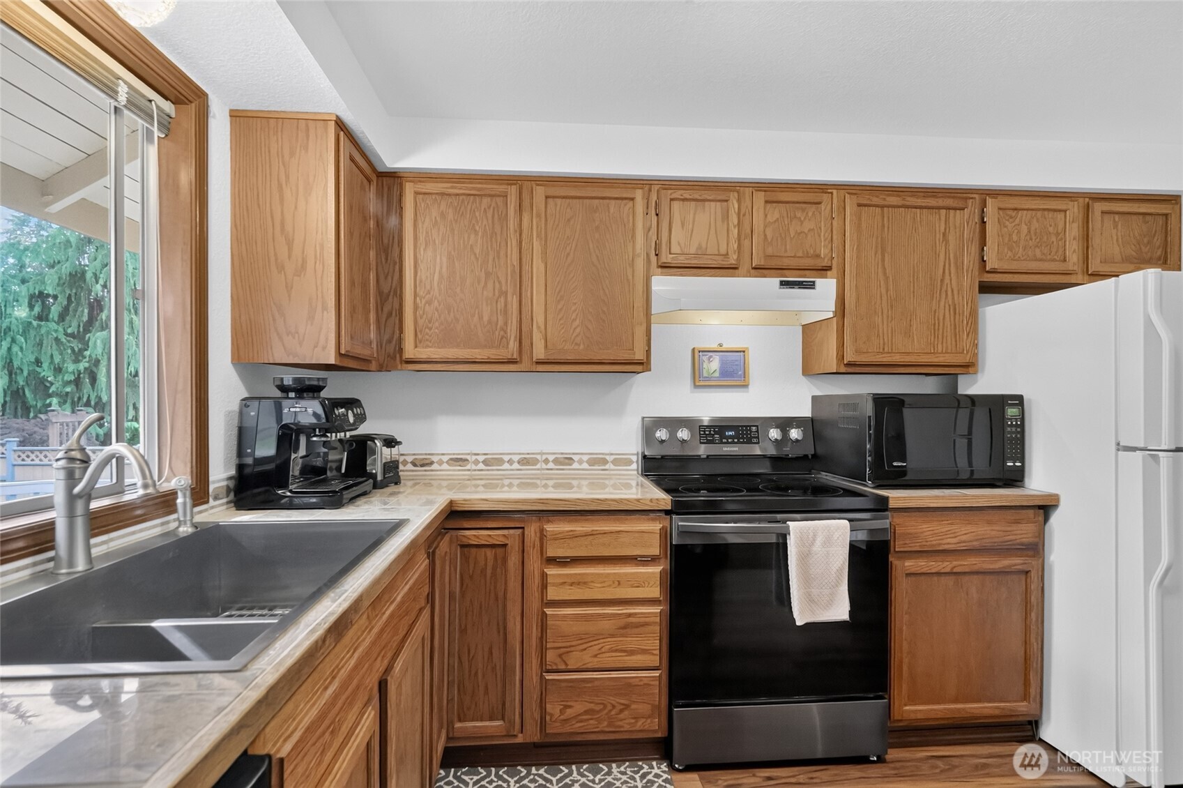 219 S 316th Place Property Photo 15