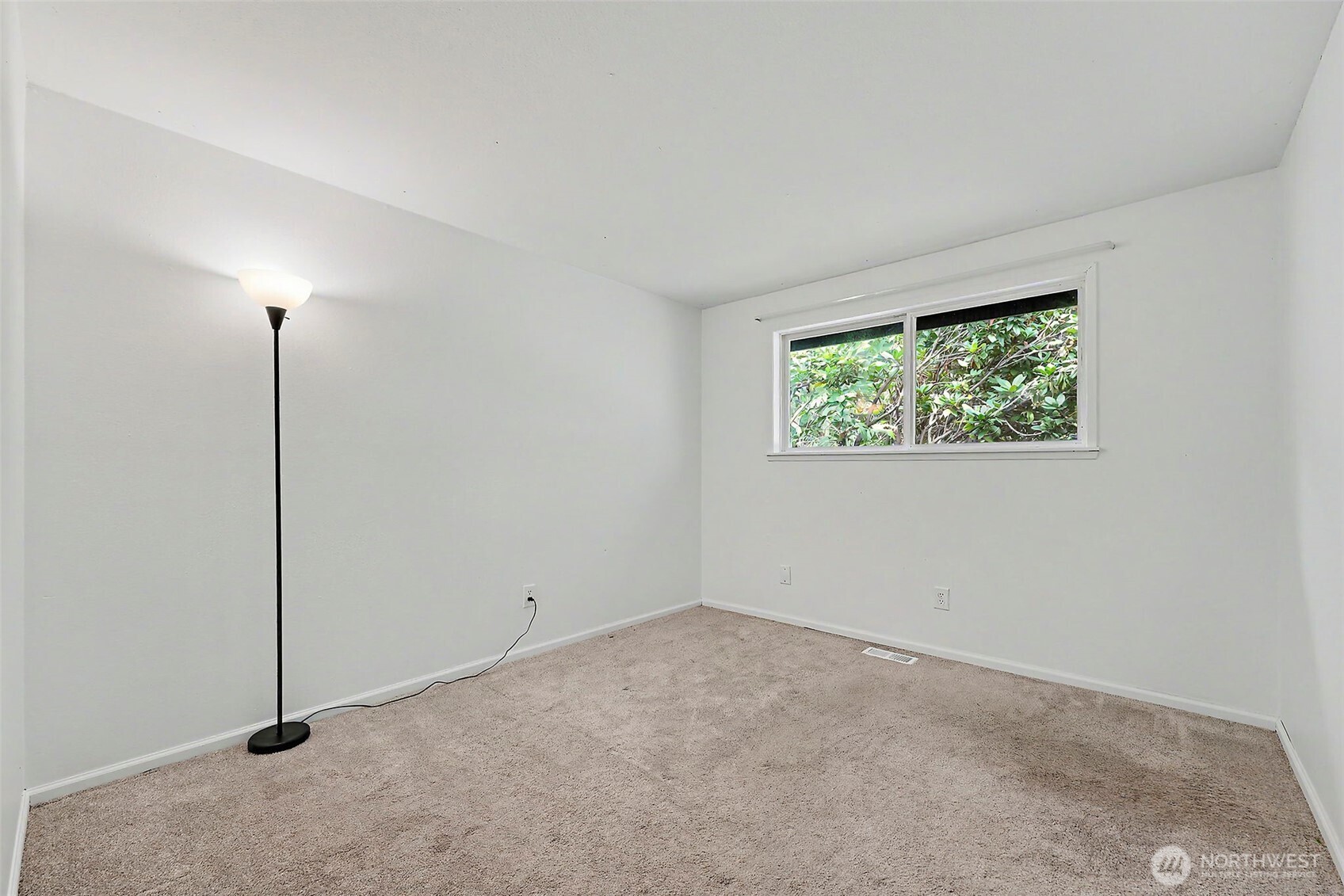 18852 Se 244th Place Property Photo 15
