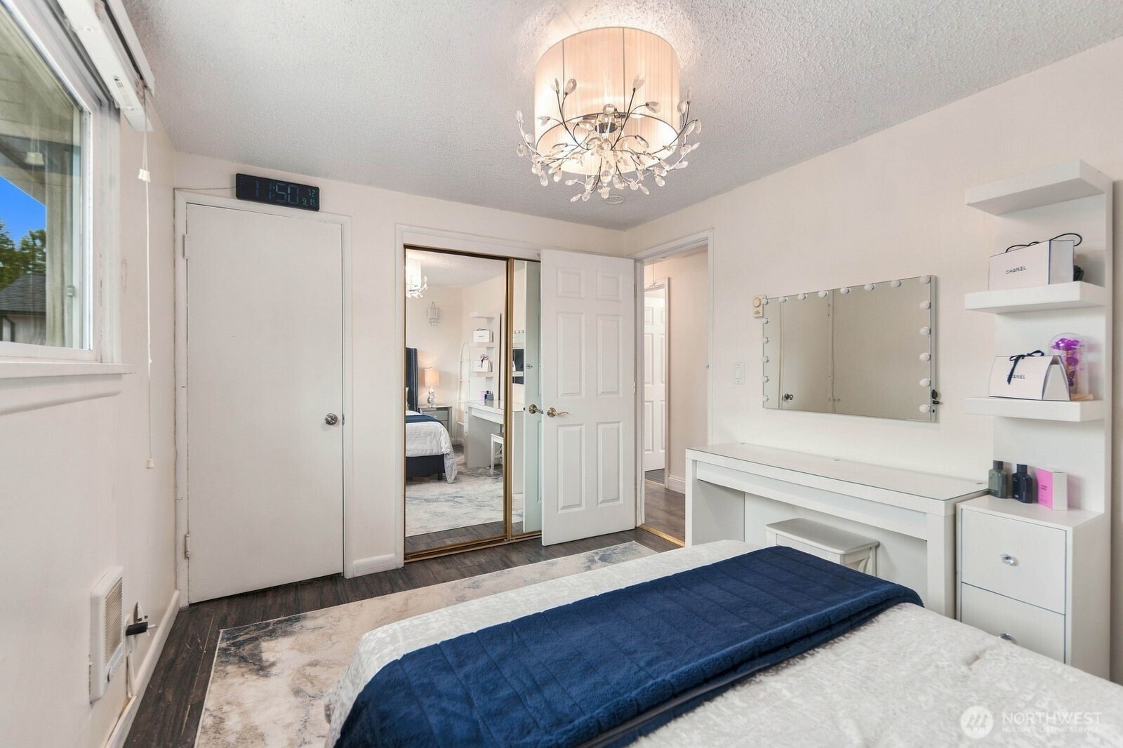 710 107th Place Property Photo 13