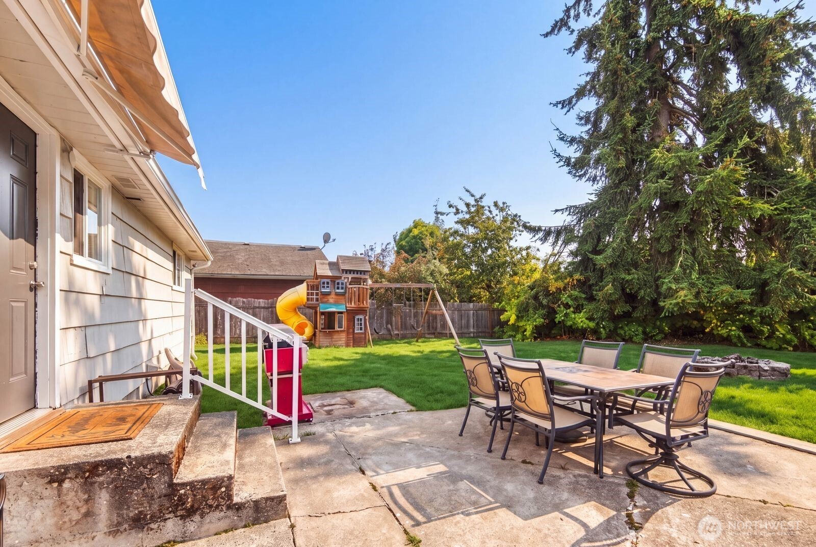 710 107th Place Property Photo 23