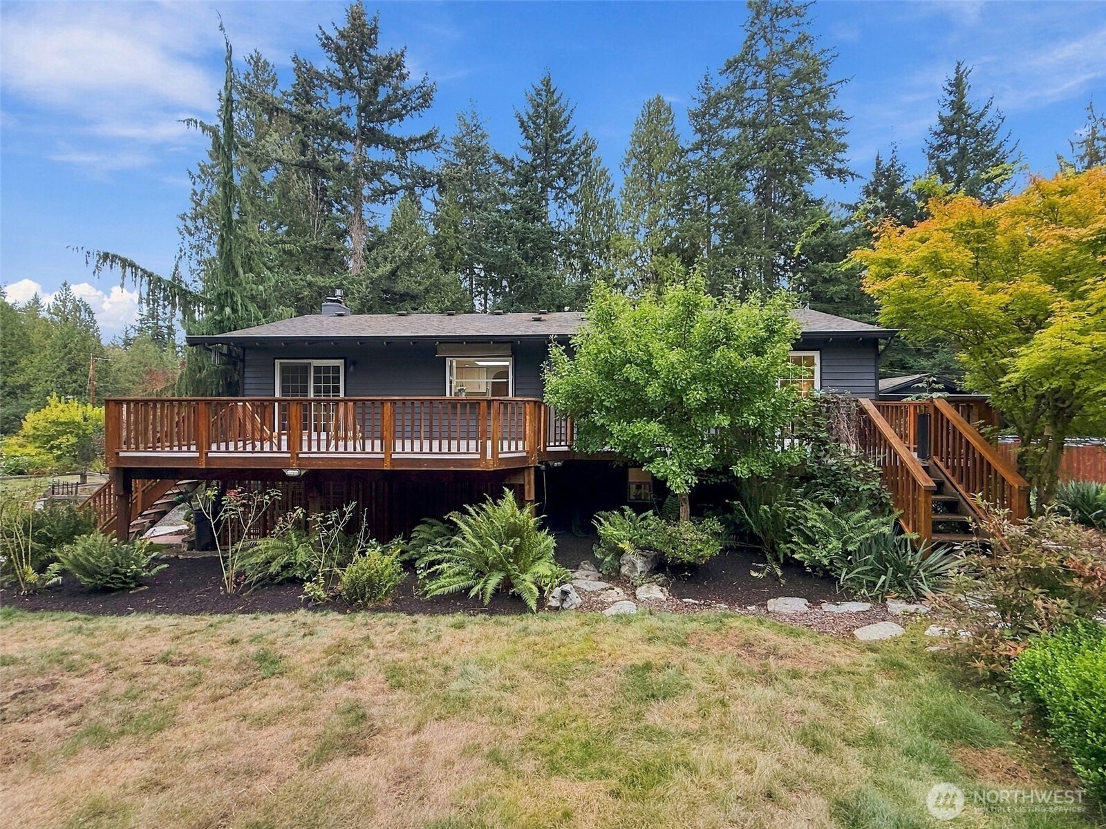 4906 200th Street Property Photo 12