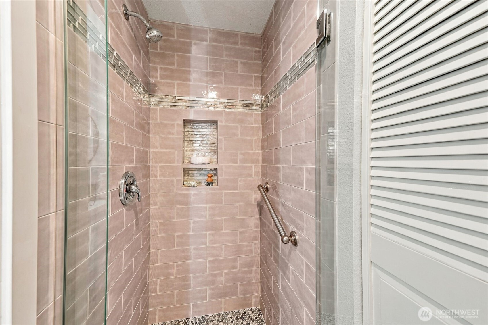 4906 200th Street Property Photo 19