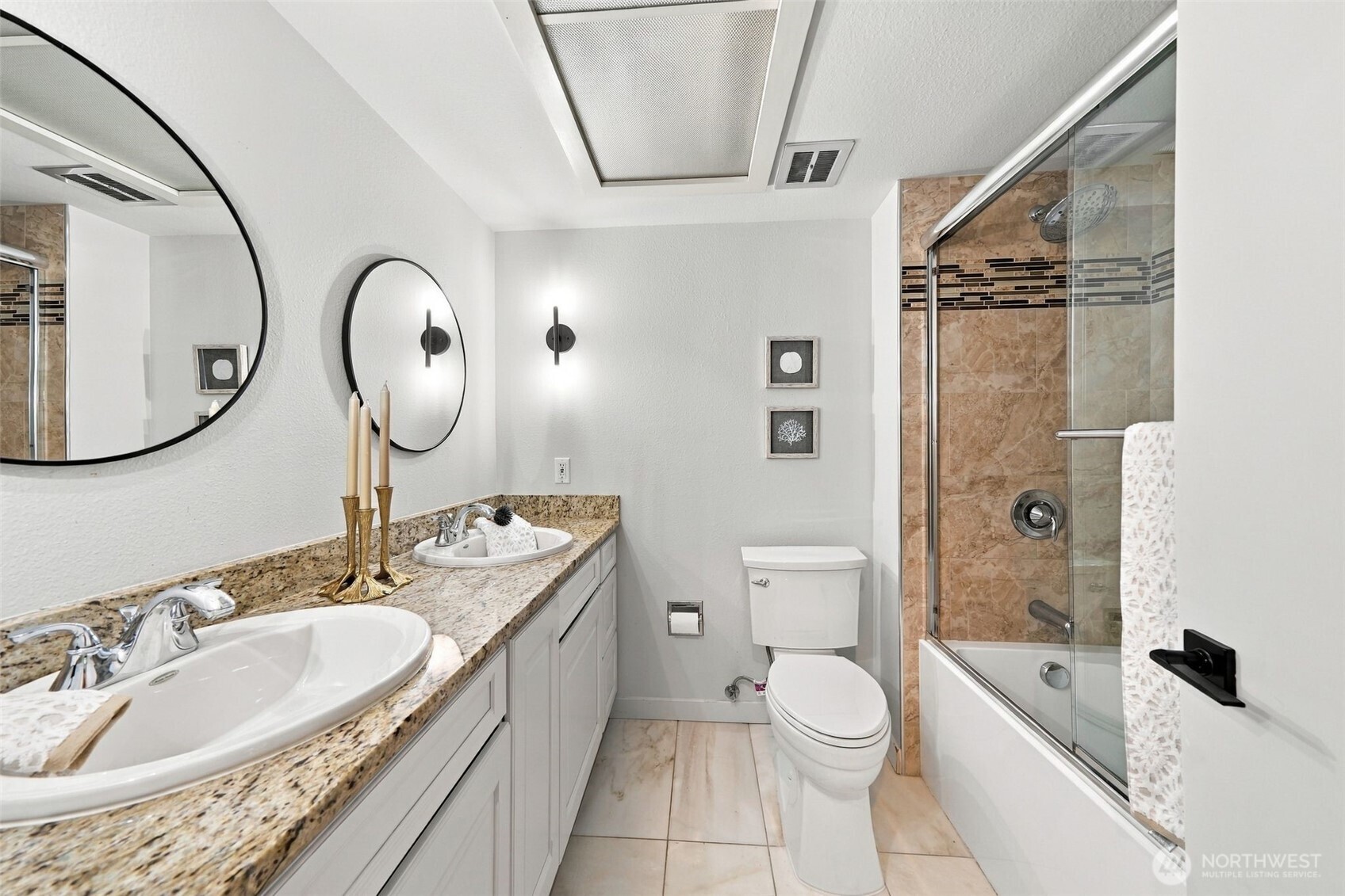 4906 200th Street Property Photo 22