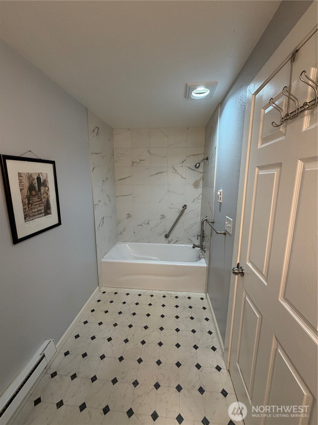 4820 200th Street B101 Property Photo 16