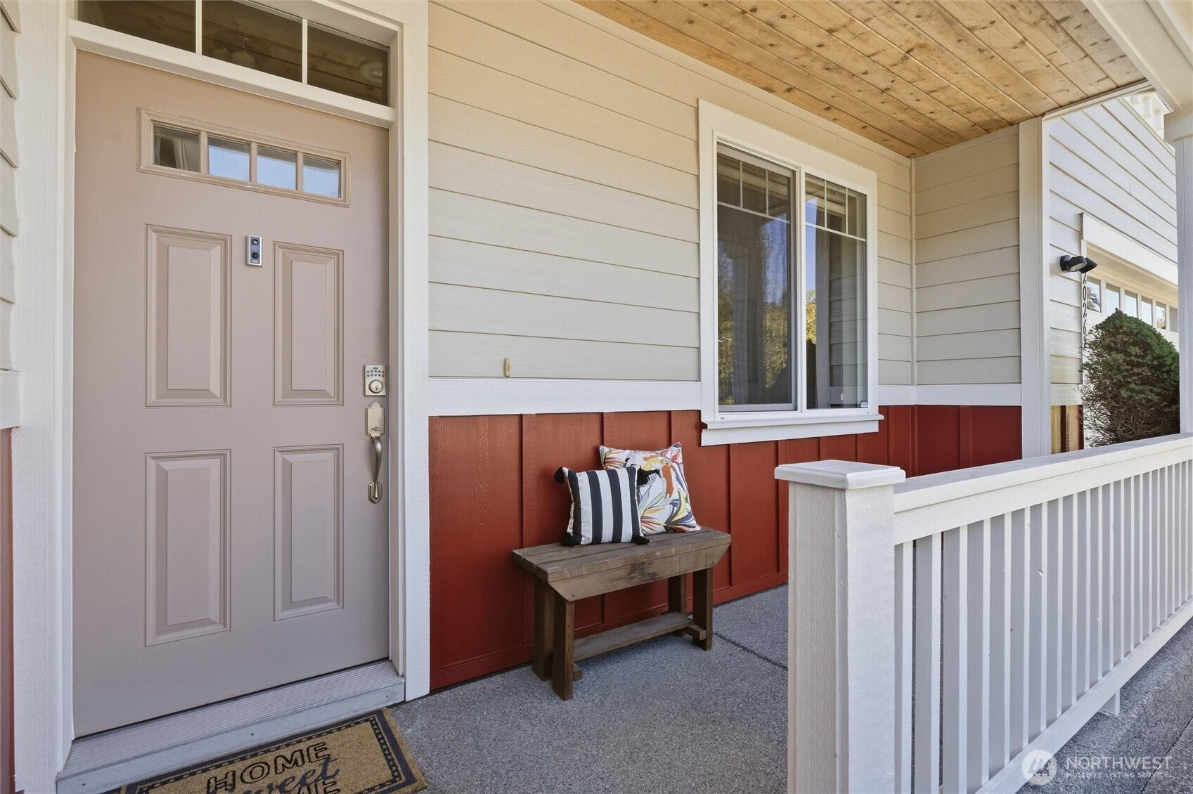 20267 Fortune Place Property Photo 4