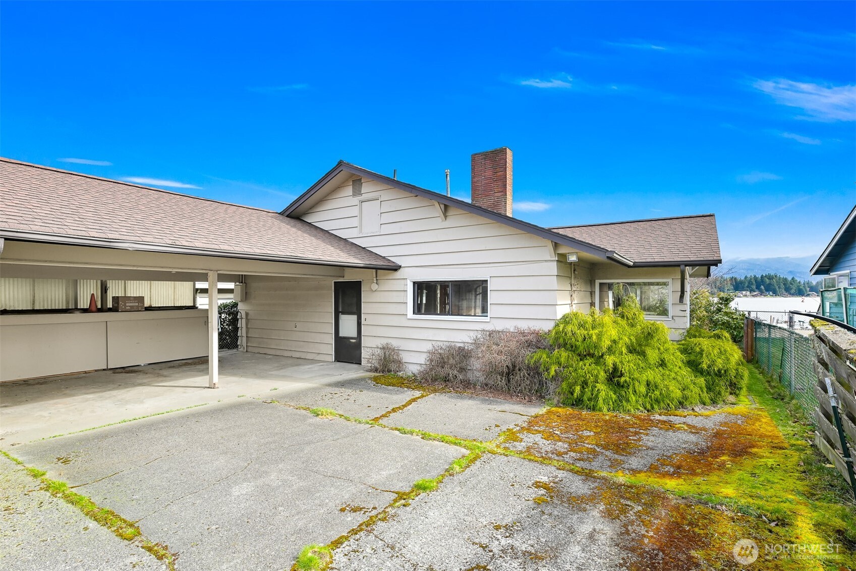 1538 Fairview Street Property Photo 15