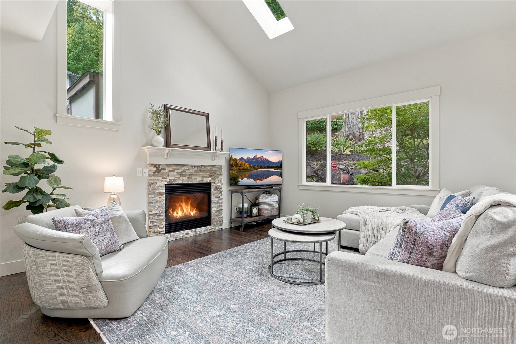 5627 193rd Place Property Photo 16