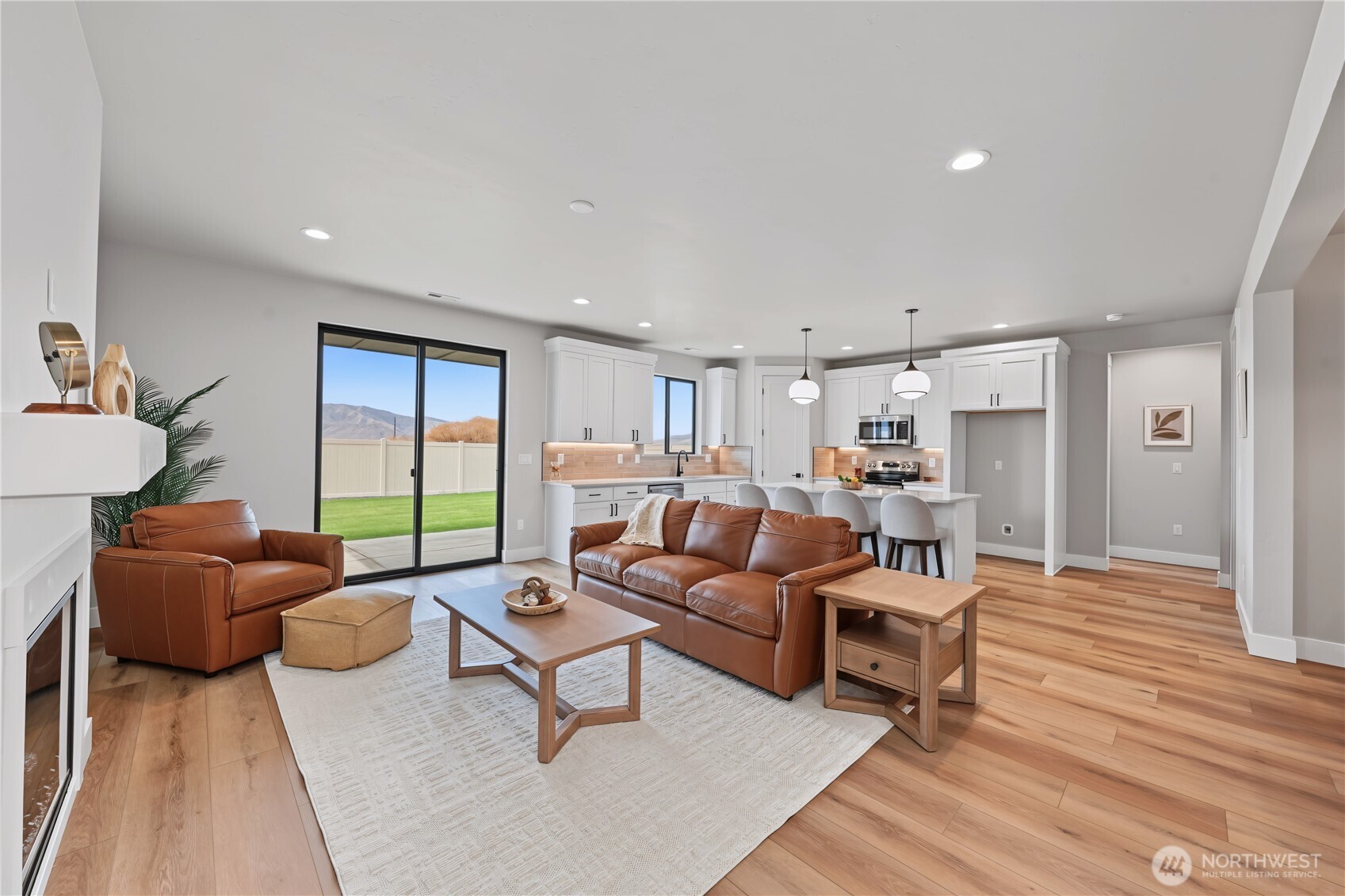 526 S Oasis Loop Property Photo 4