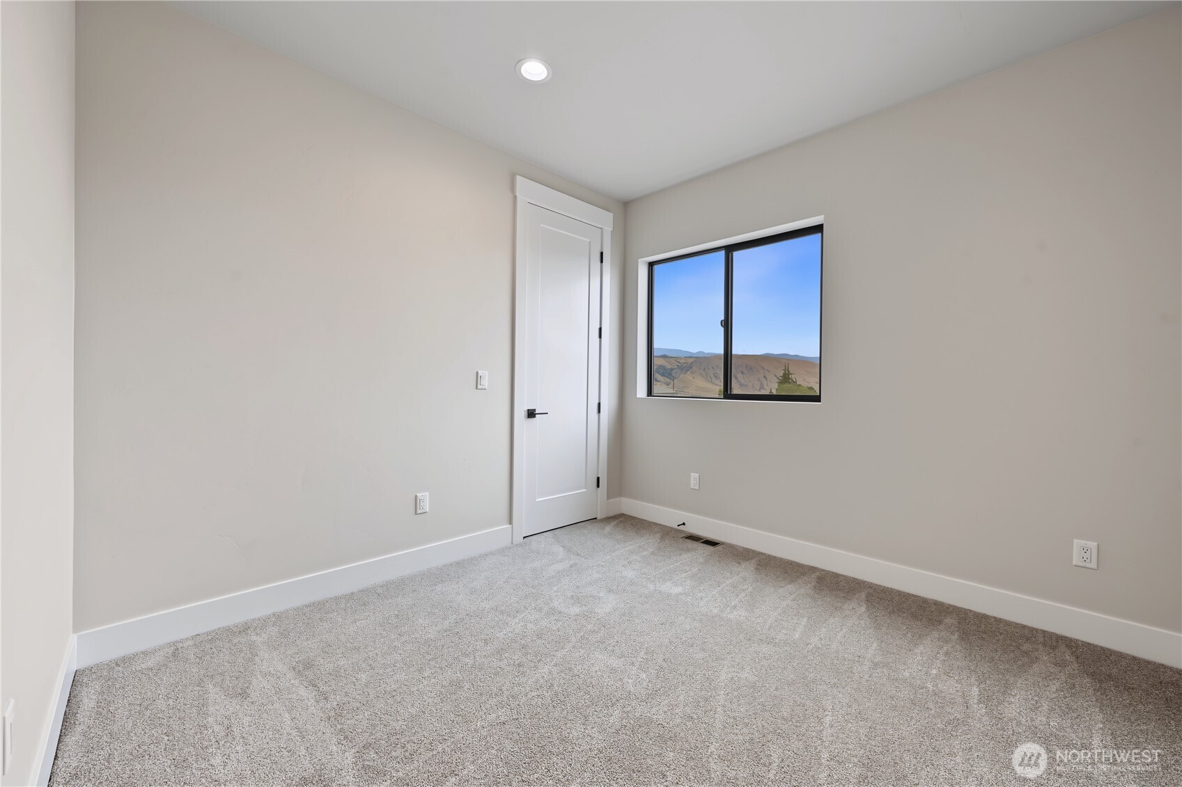 526 S Oasis Loop Property Photo 30