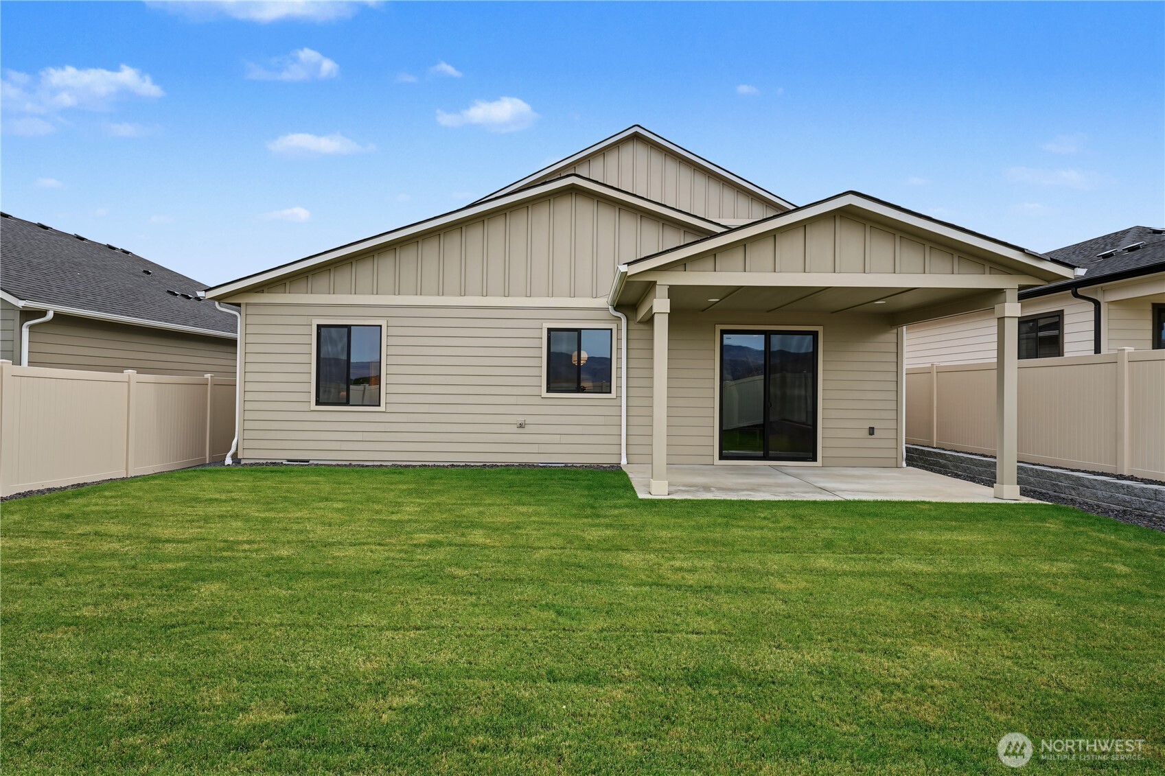 526 S Oasis Loop Property Photo 38