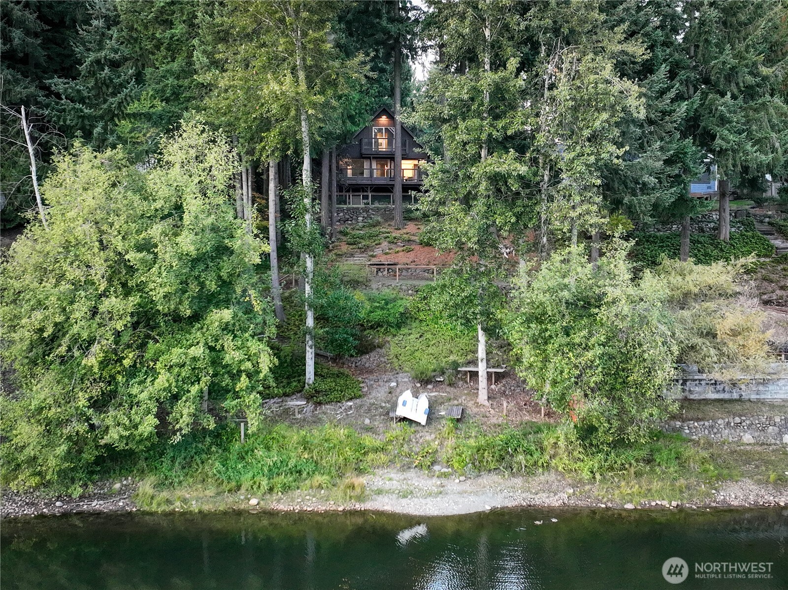 4908 W Tapps Drive Property Photo 2