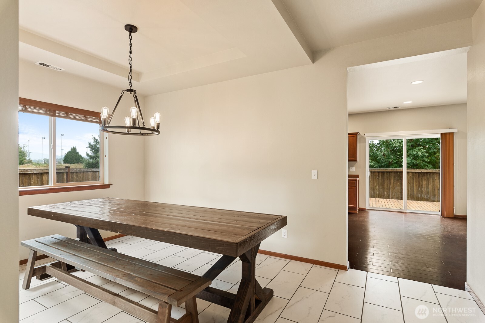 5839 148th Place Property Photo 7