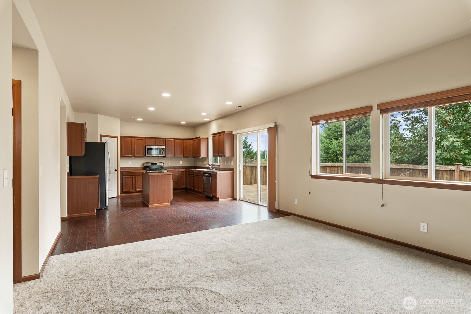 5839 148th Place Property Photo 10
