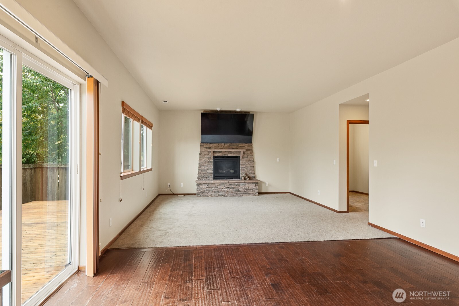5839 148th Place Property Photo 11