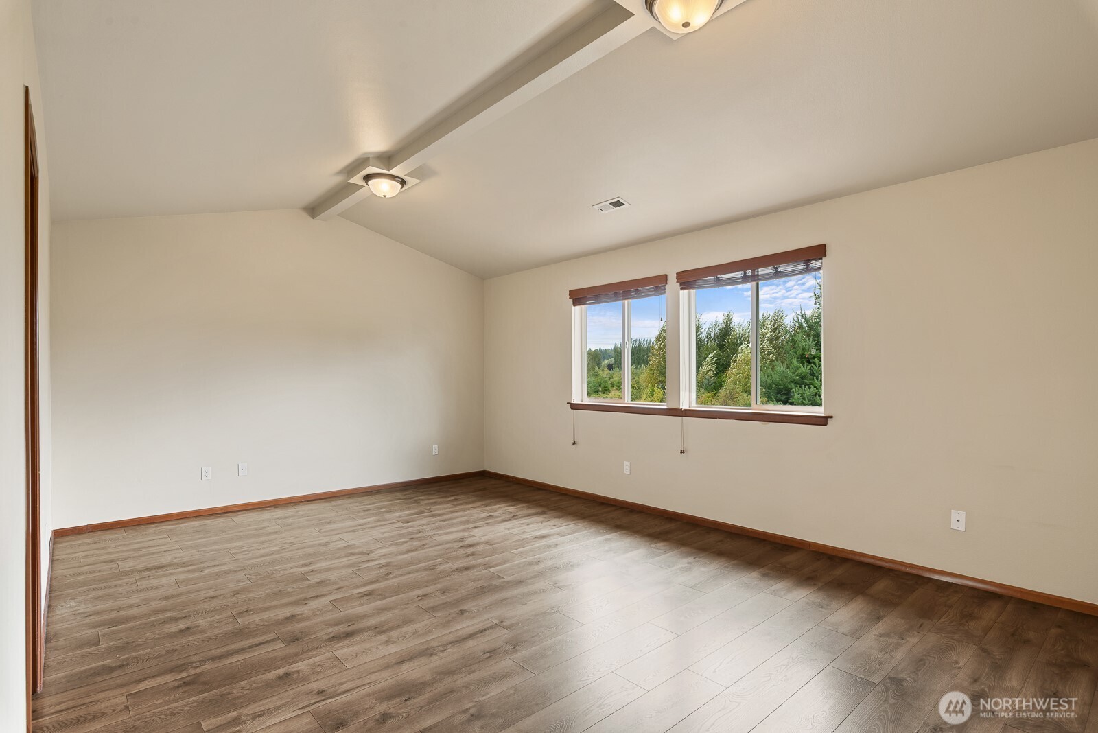 5839 148th Place Property Photo 17