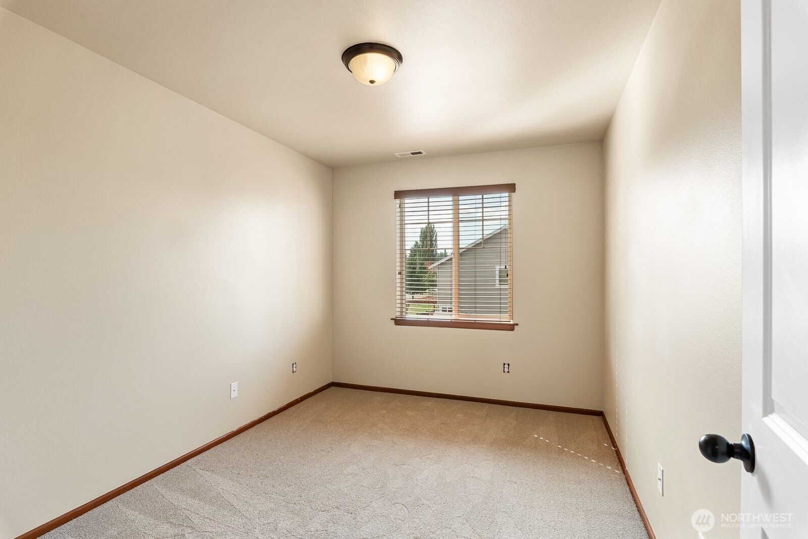 5839 148th Place Property Photo 24