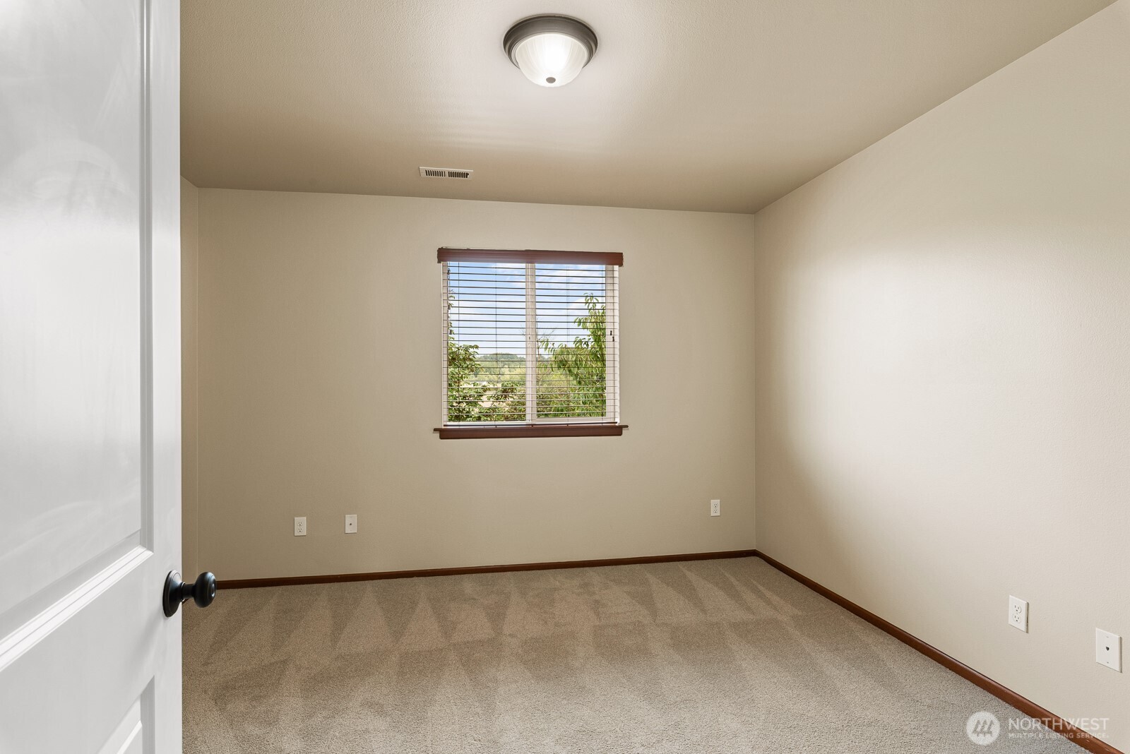 5839 148th Place Property Photo 25
