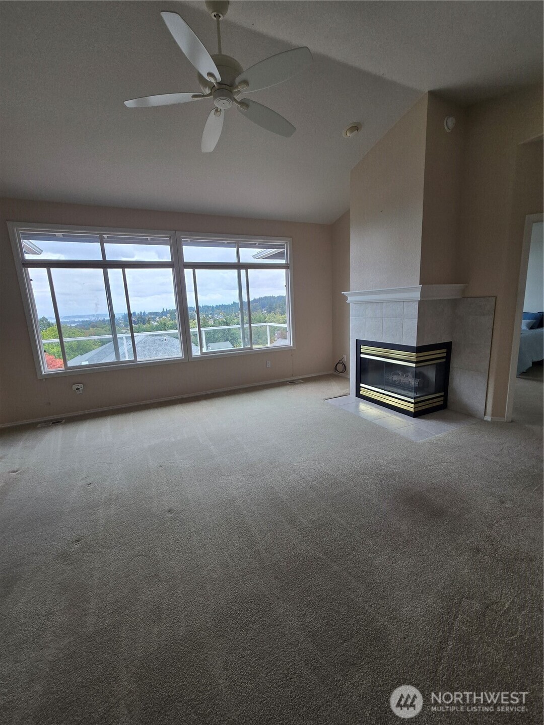 3903 Ridge Top Property Photo 9