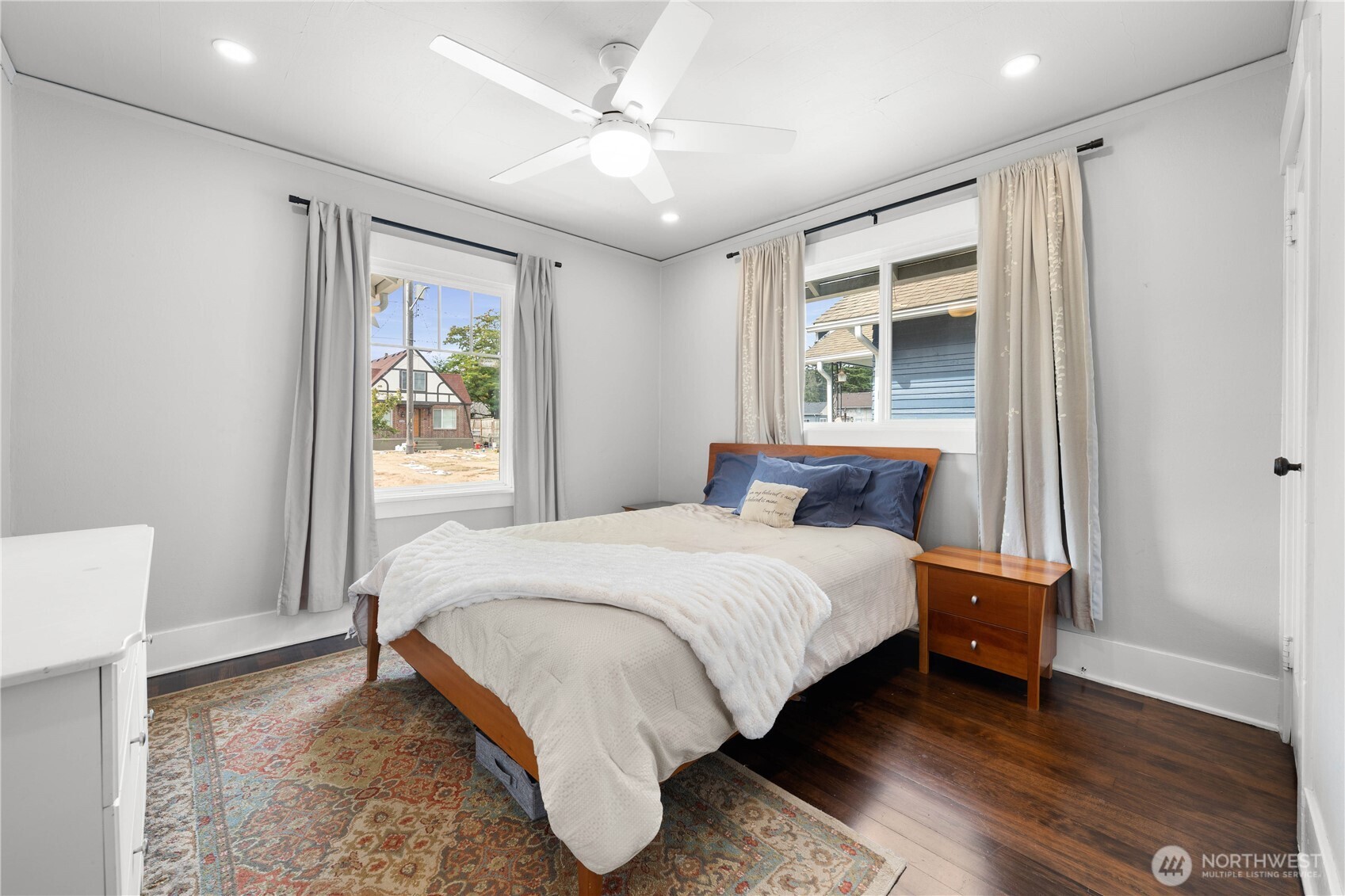 6243 S Warner Street Property Photo 14