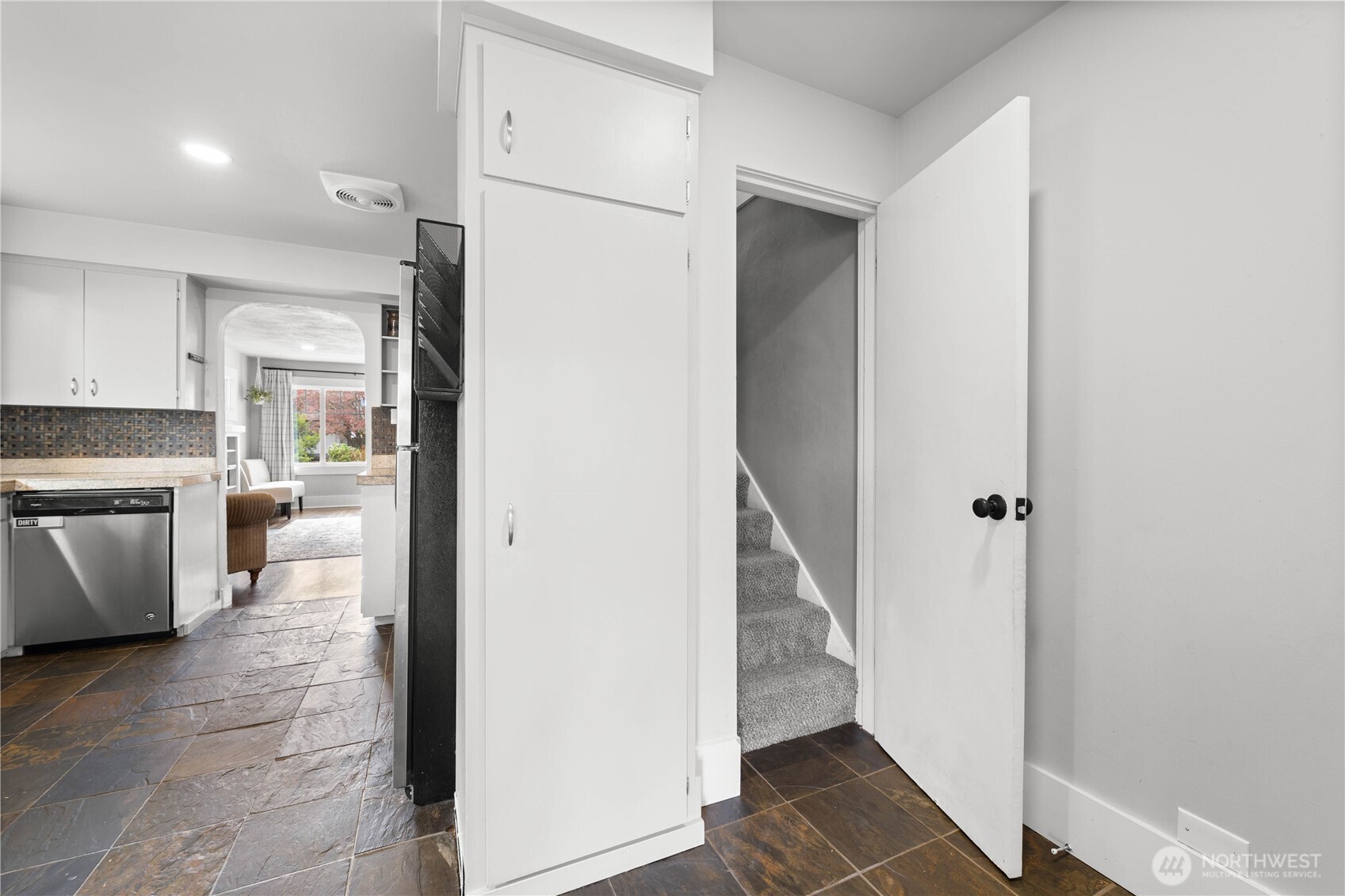 6243 S Warner Street Property Photo 19