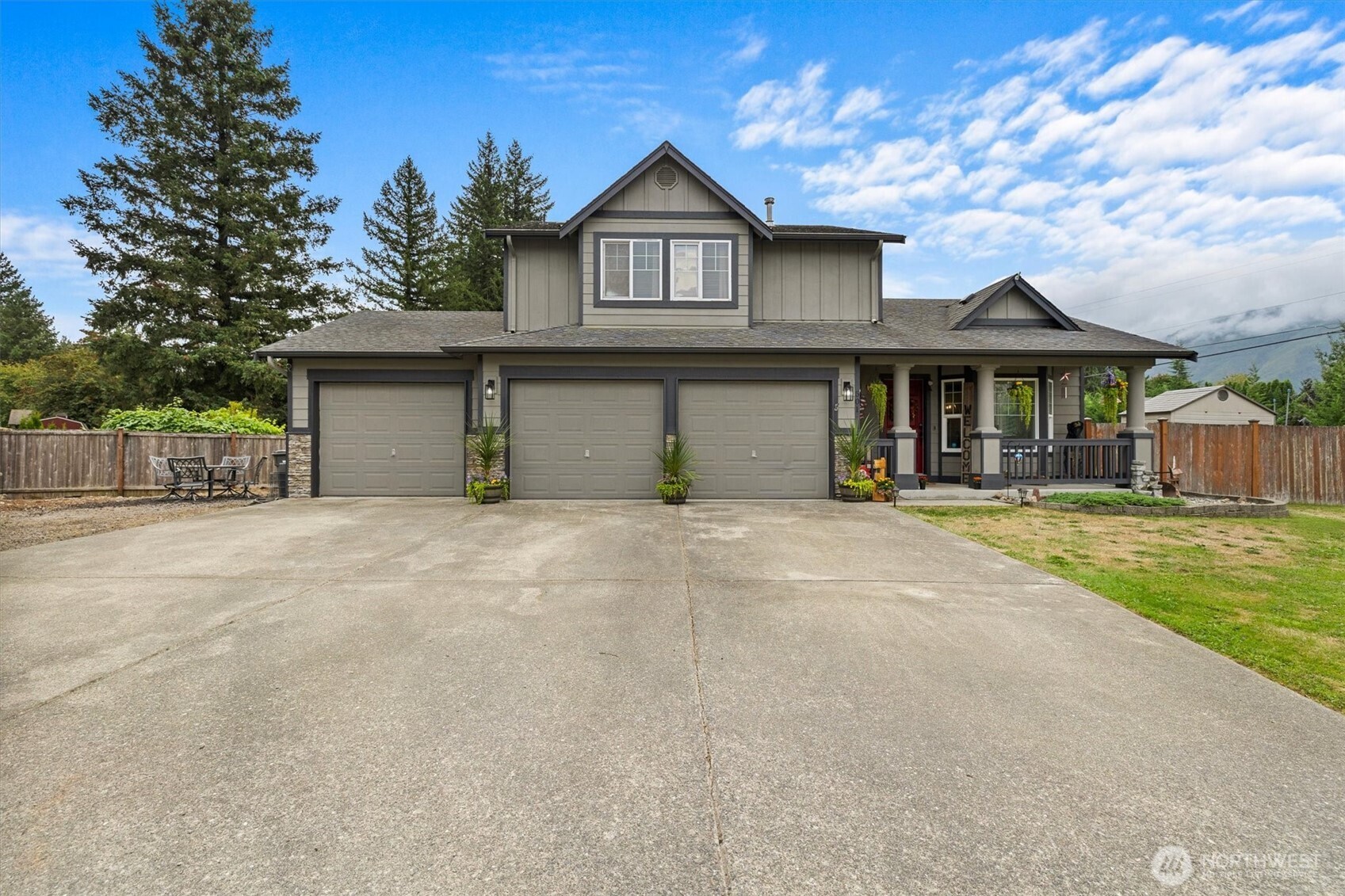 501 Stickney Mountain Place Property Photo 1