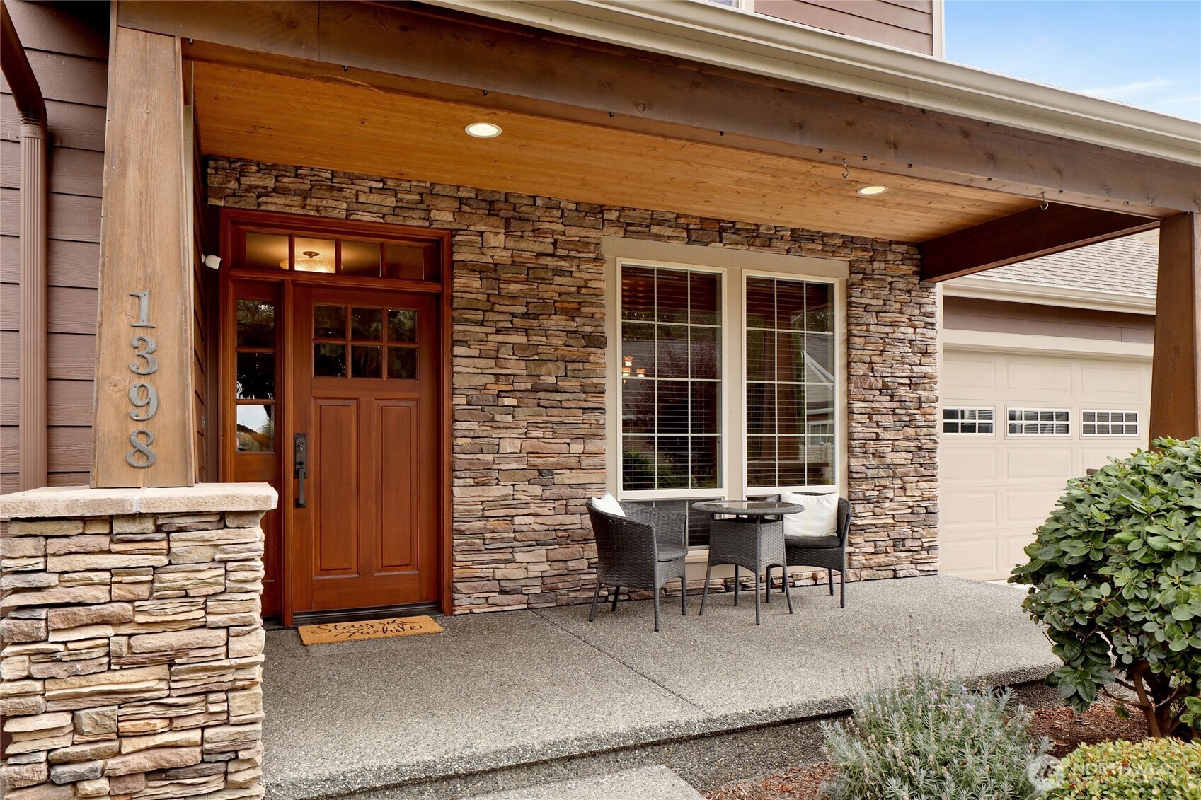 1398 Eastwood Way Property Photo 3