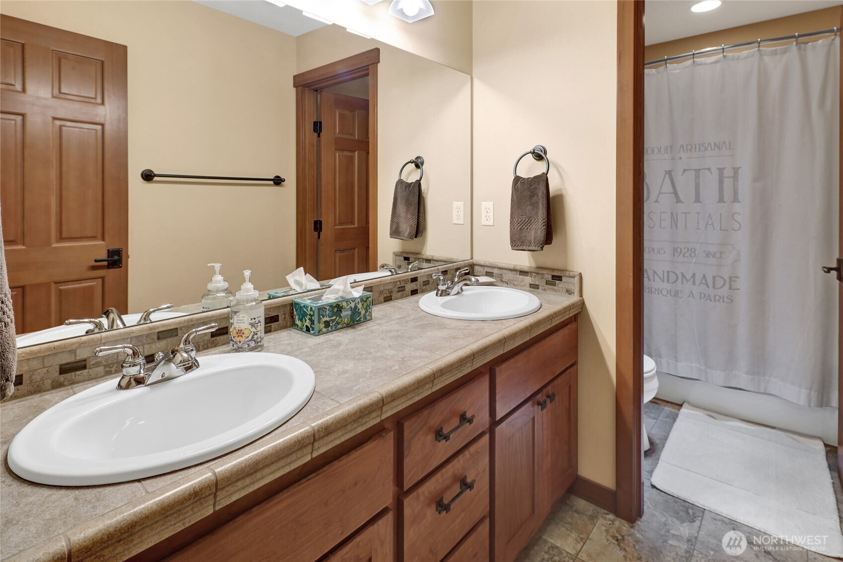 1398 Eastwood Way Property Photo 23