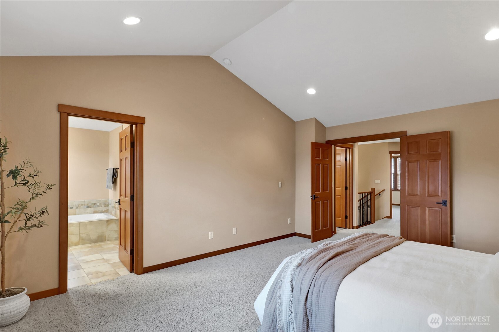 1398 Eastwood Way Property Photo 26