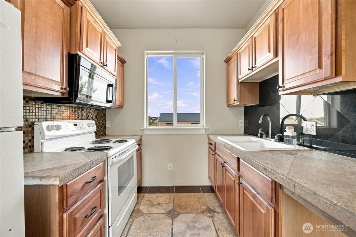 4406 Mount Adams View Dr Property Photo 32