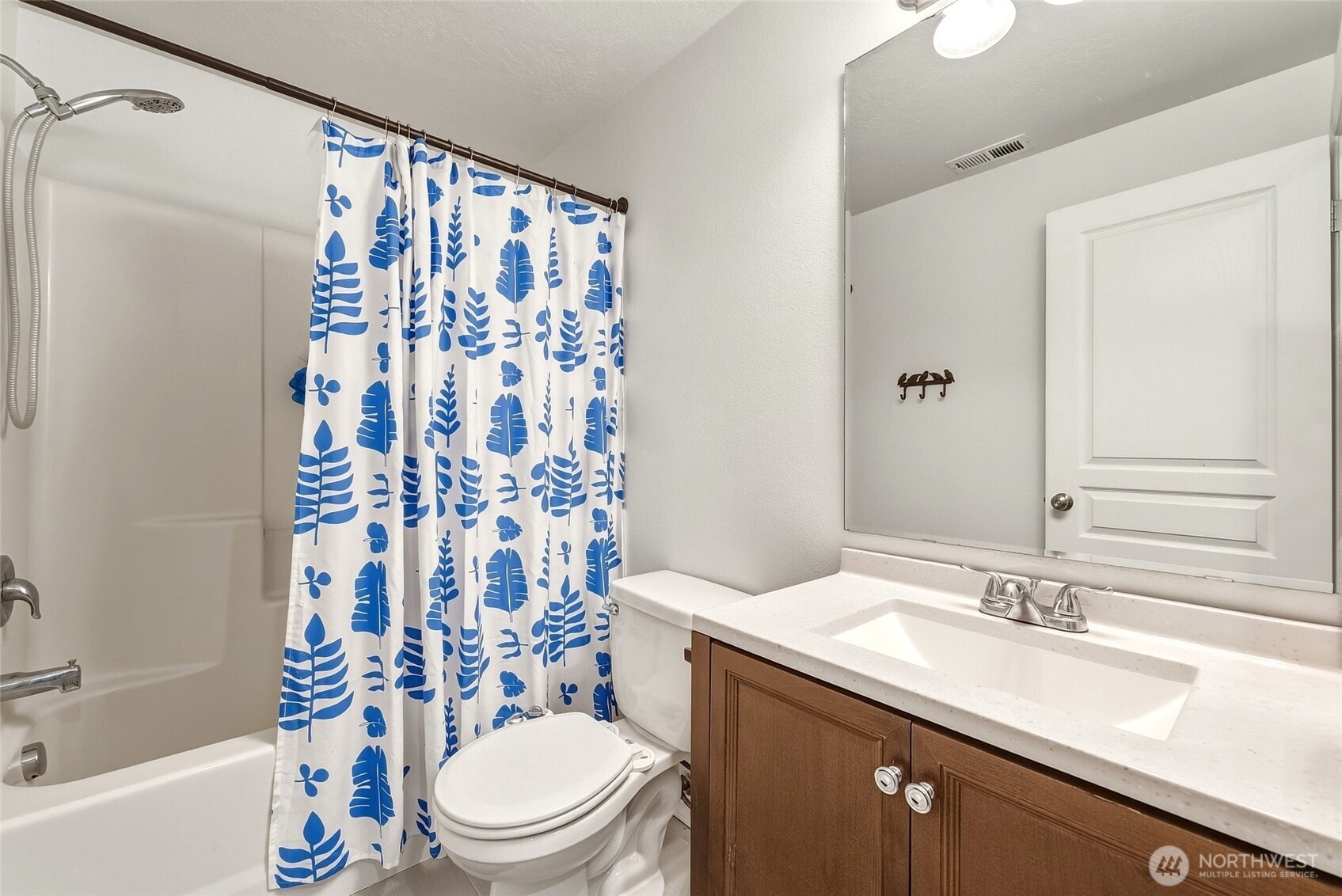 1202 Carver Street Property Photo 18