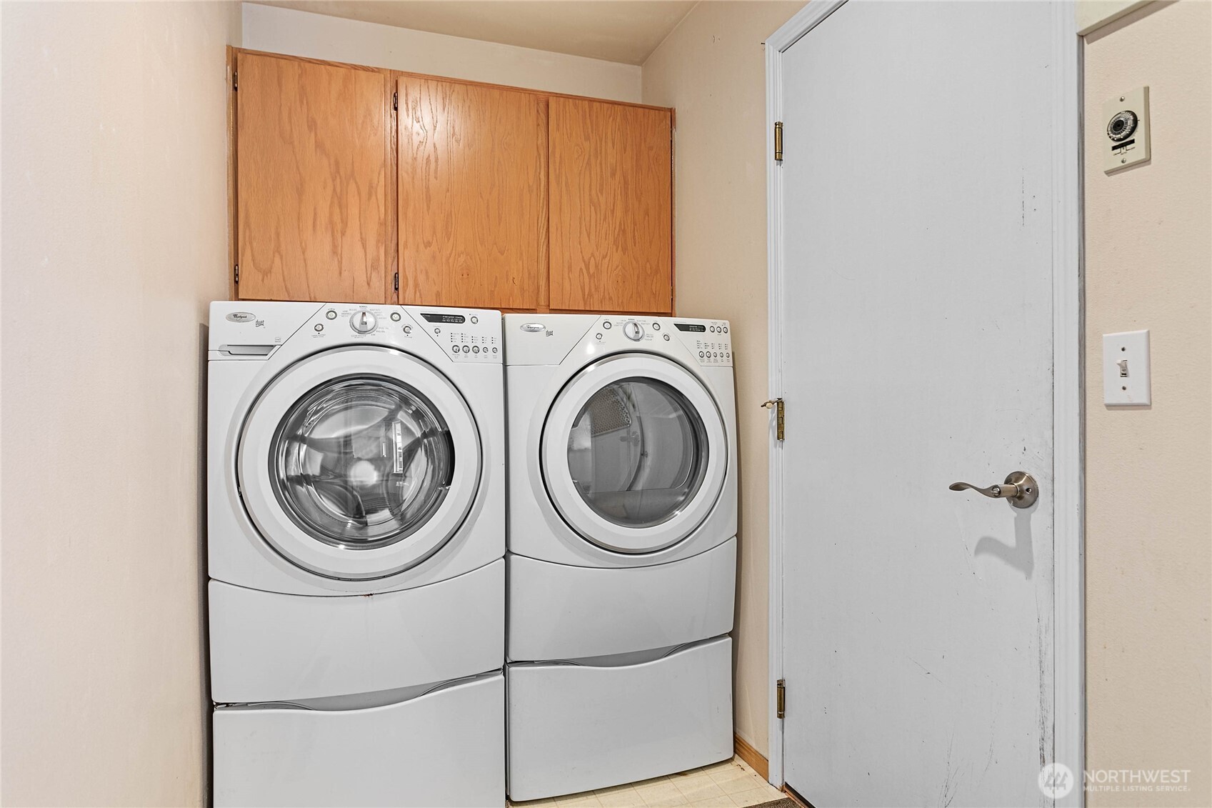 6151 Unrein Drive Property Photo 27