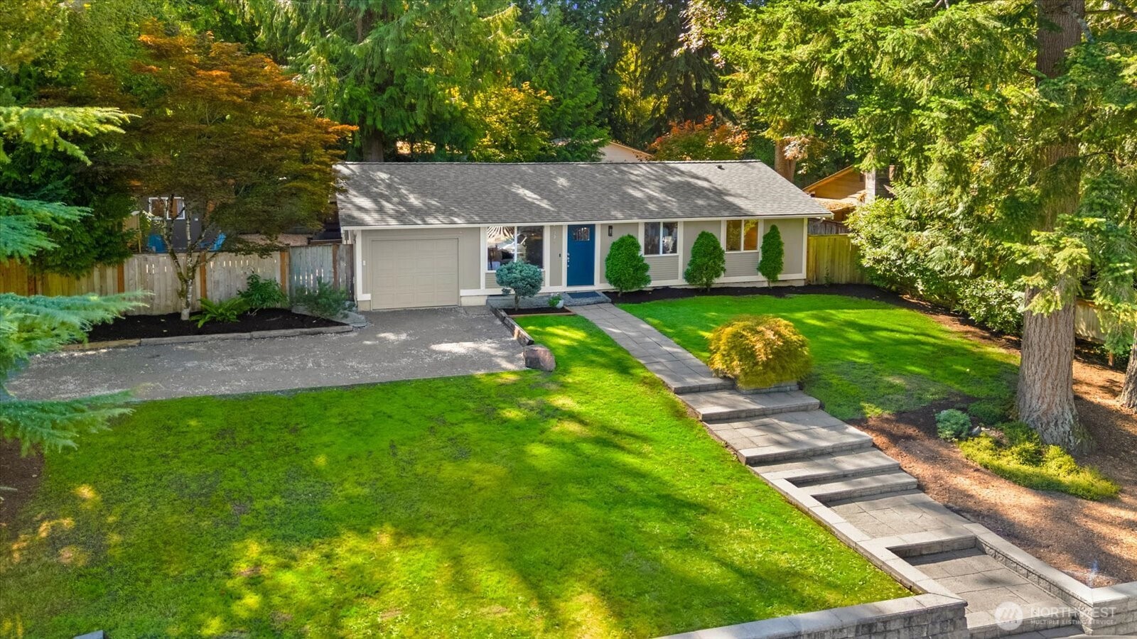 10325 Ne 125th Place Property Photo 1