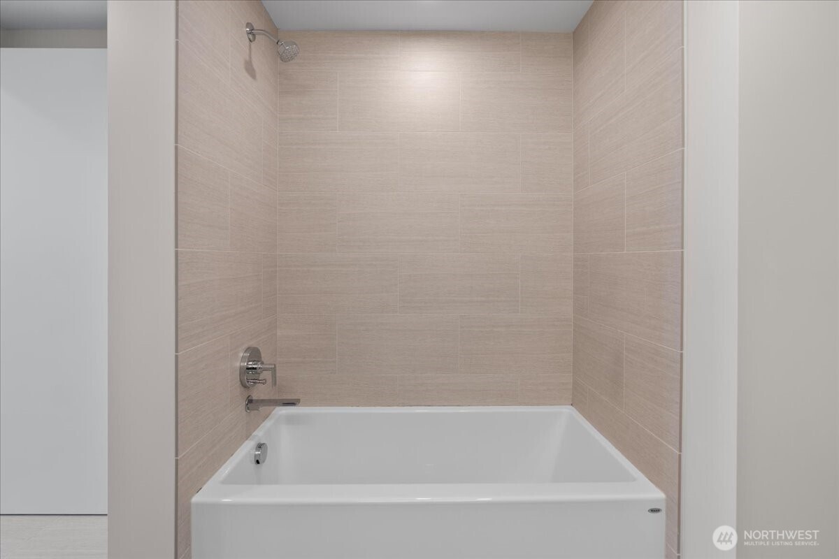 121 Stewart Street 2506 Property Photo 21