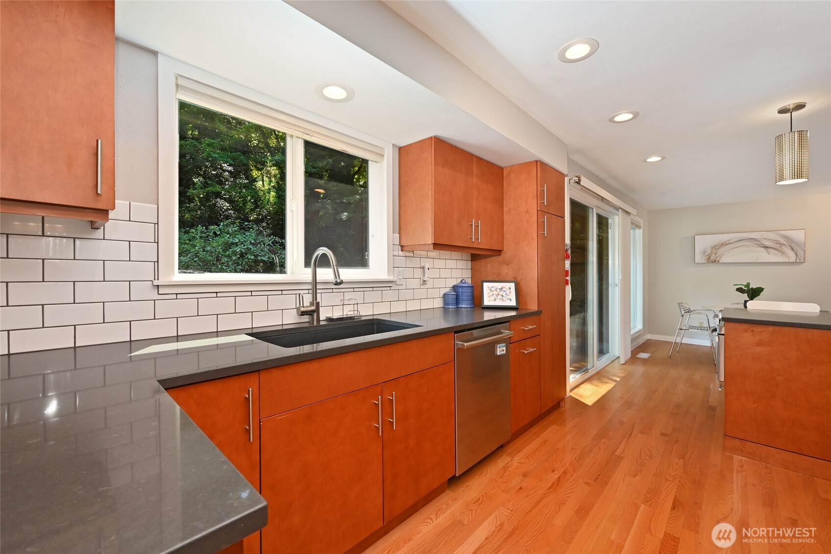 5212 W Mercer Place Property Photo 14