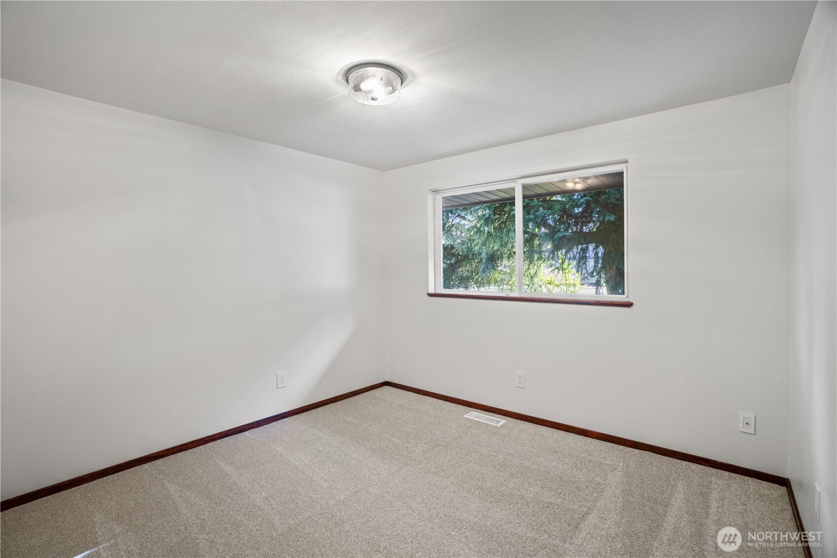 9029 Cascadia Avenue Property Photo 12