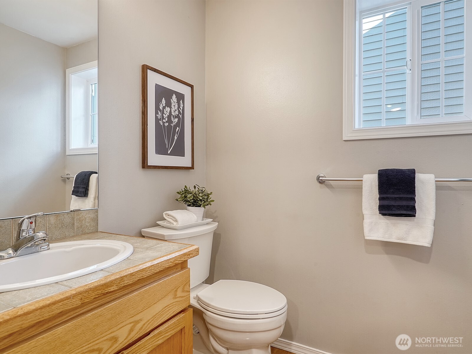 8529 Midvale Avenue C Property Photo 10