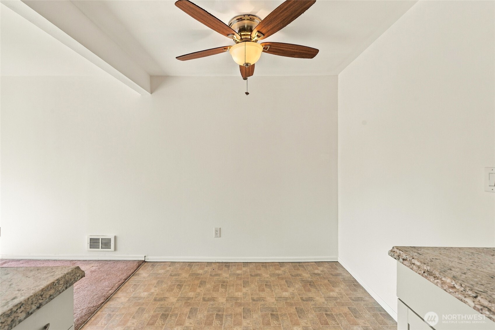 19409 56th Avenue 301 Property Photo 10