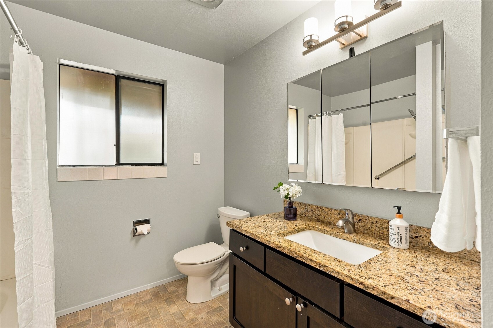 19409 56th Avenue 301 Property Photo 19