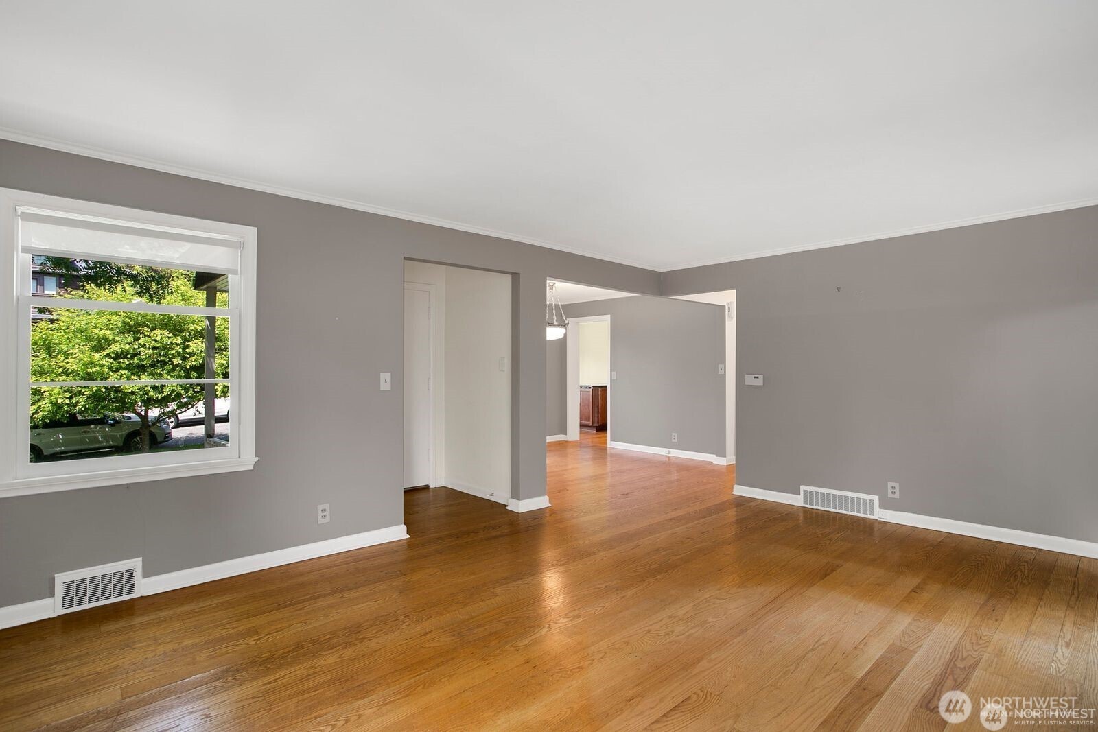4021 Ne 60th Street Property Photo 5