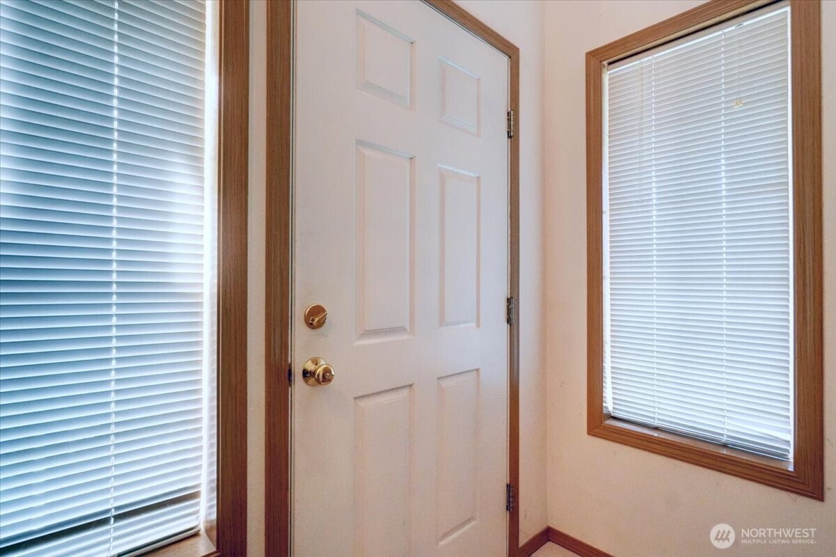 9029 S J Street Property Photo 3
