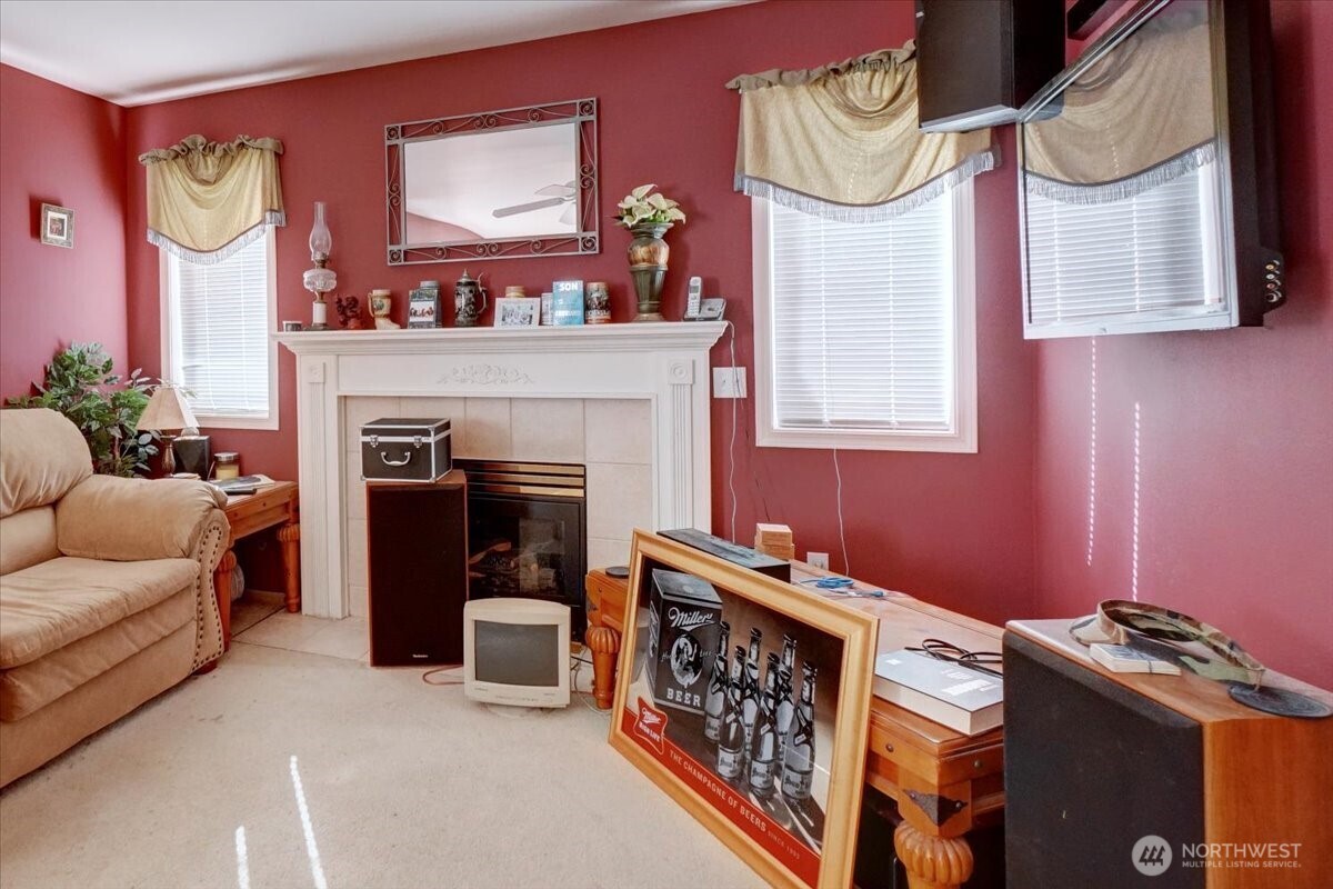 9029 S J Street Property Photo 5