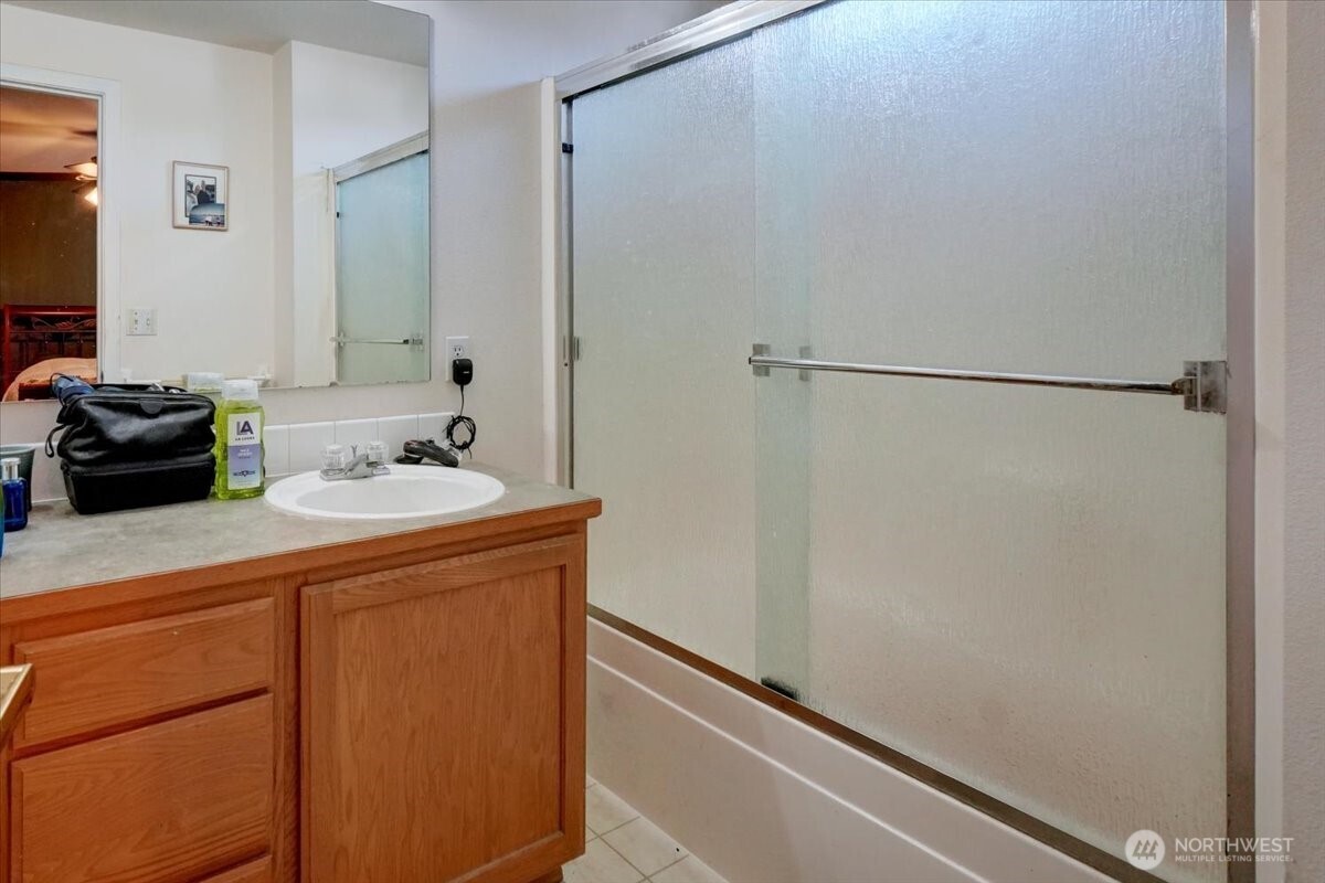 9029 S J Street Property Photo 15