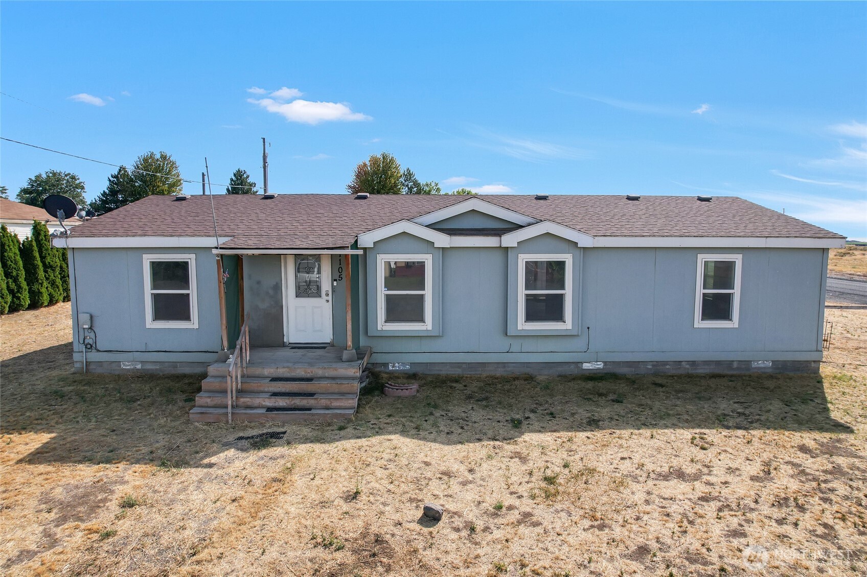 1105 W 4th Avenue Property Photo 1