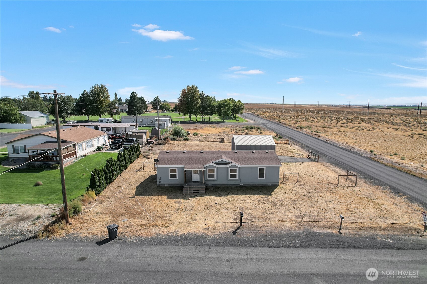 1105 W 4th Avenue Property Photo 2