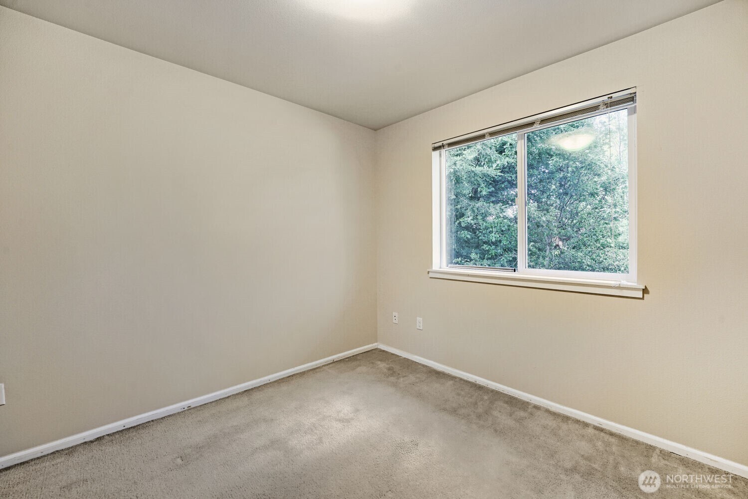 2063 S 263rd Street Property Photo 23