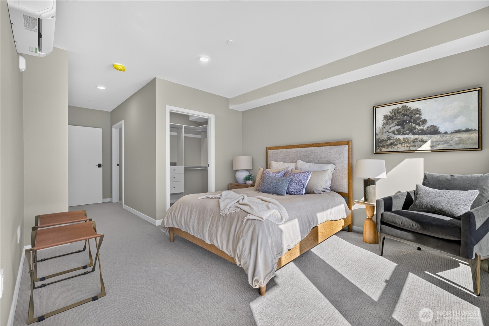 306 Center Street 301 Property Photo 18