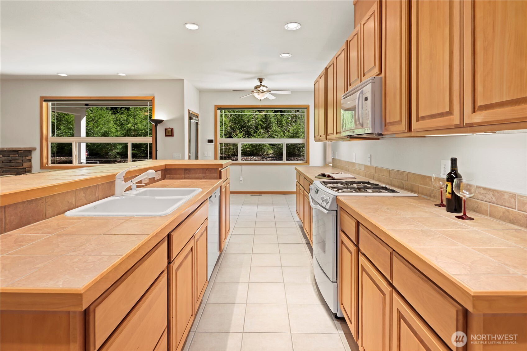 980 Big Horn Way Property Photo 8