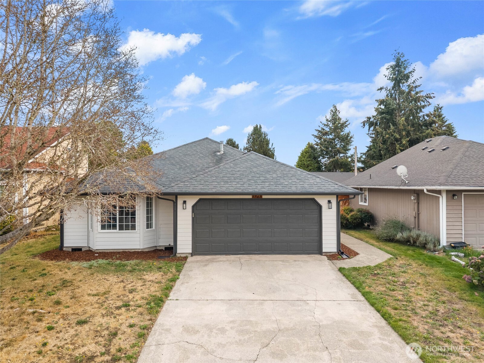 5916 Crimson Court Property Photo 1